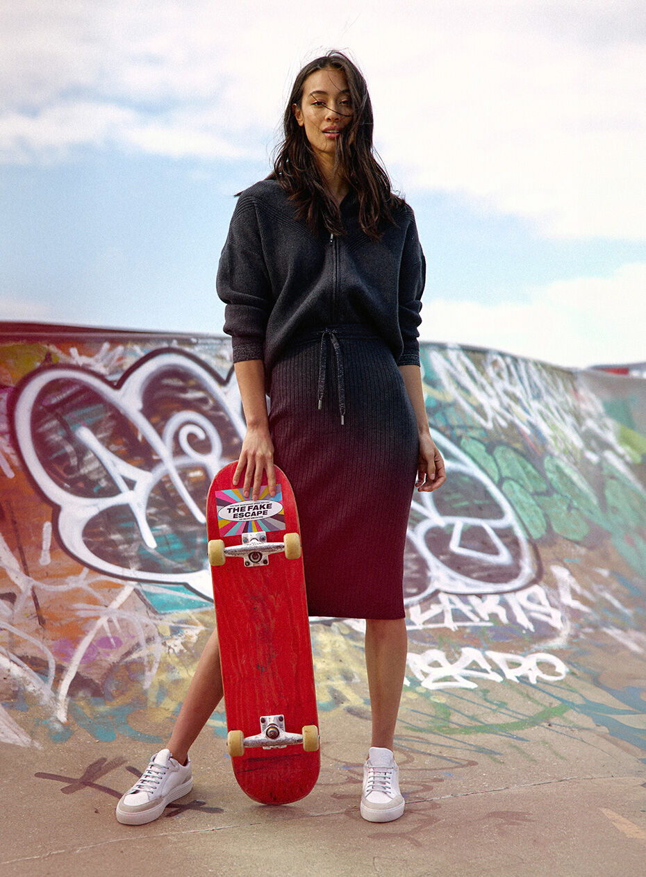 Tenue Sport Chic et Tendance Femme I.CODE