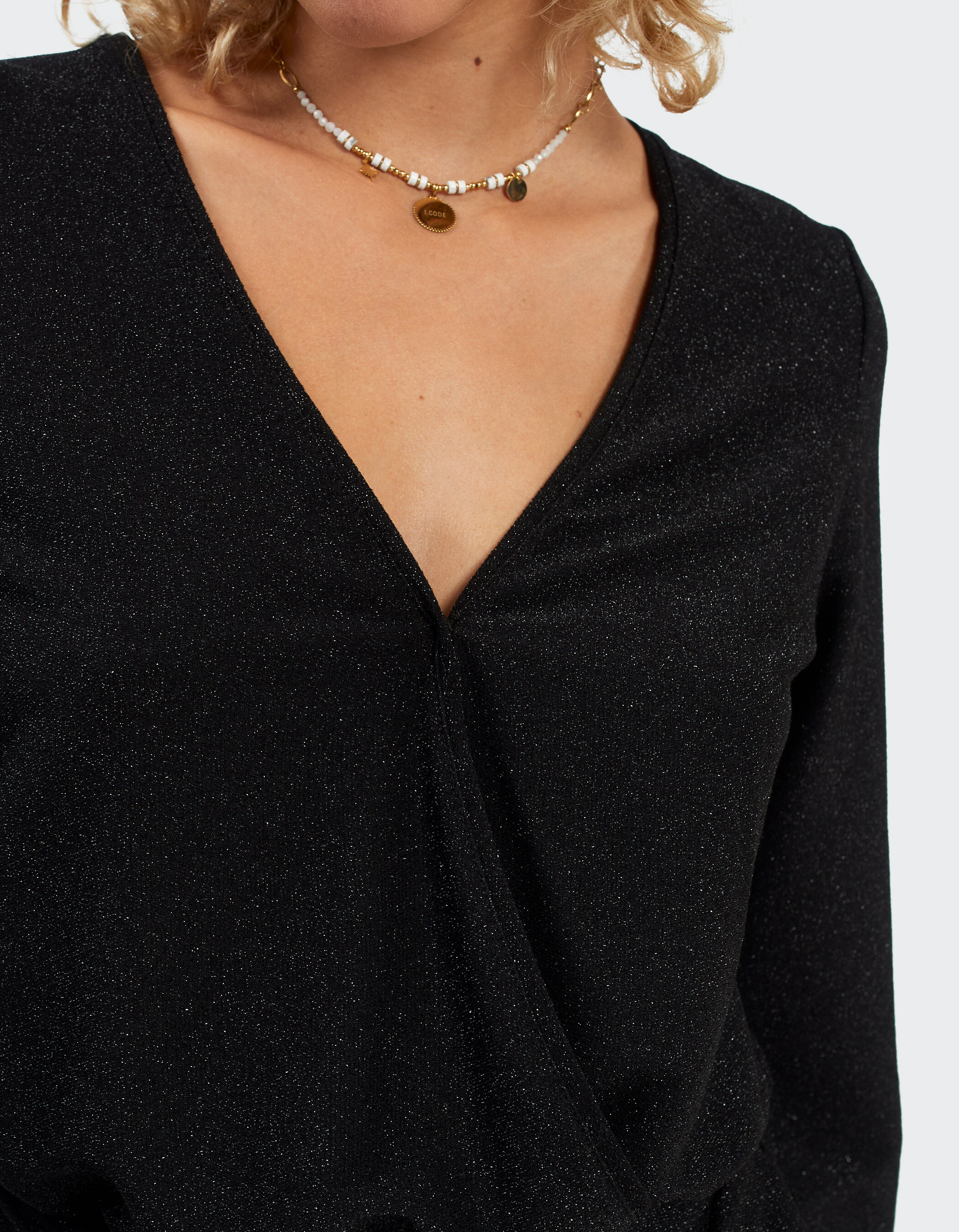 Body envolvente negro punto brillante I.Code