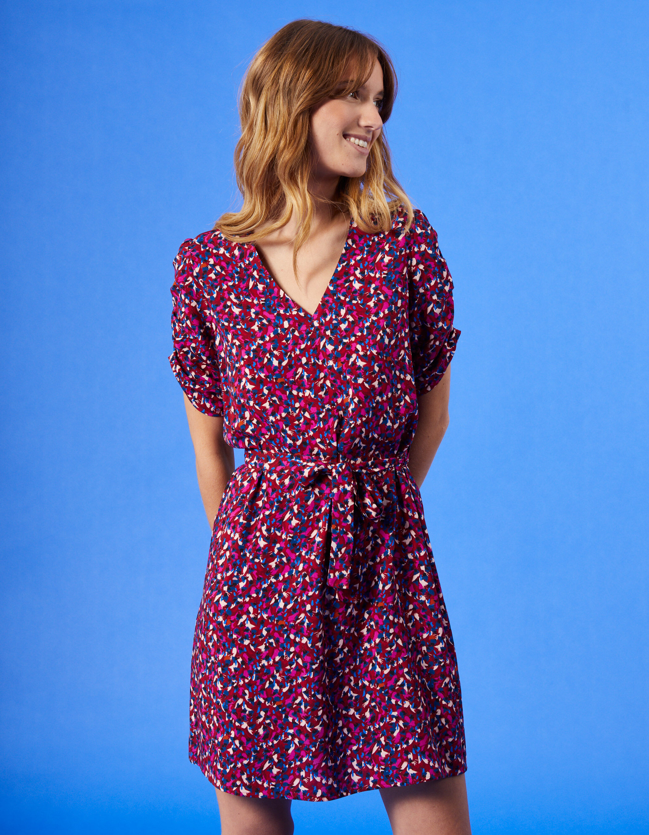Robe rouge fonce imprime tachiste I.Code
