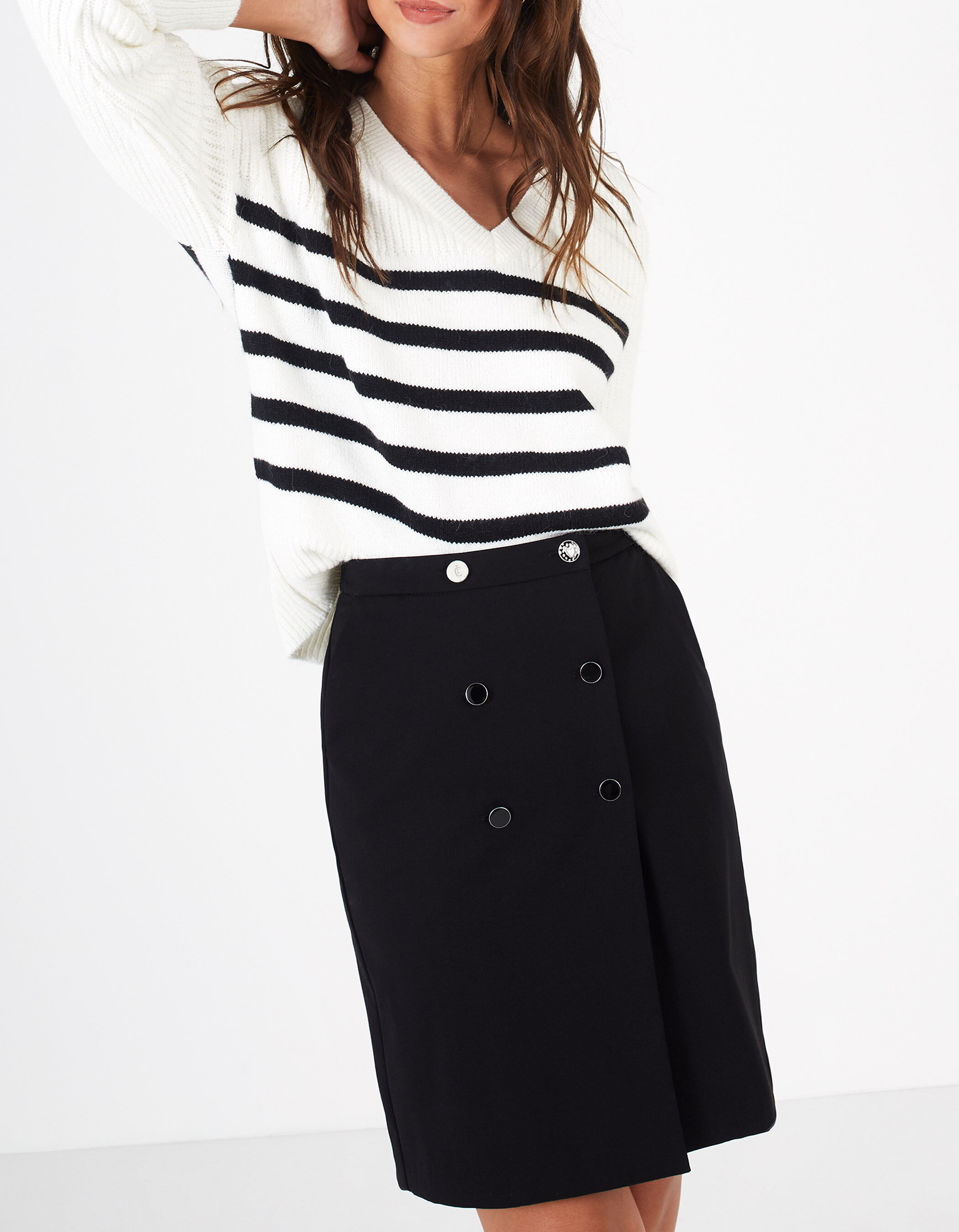 Jupe courte noire double boutonnage I.Code