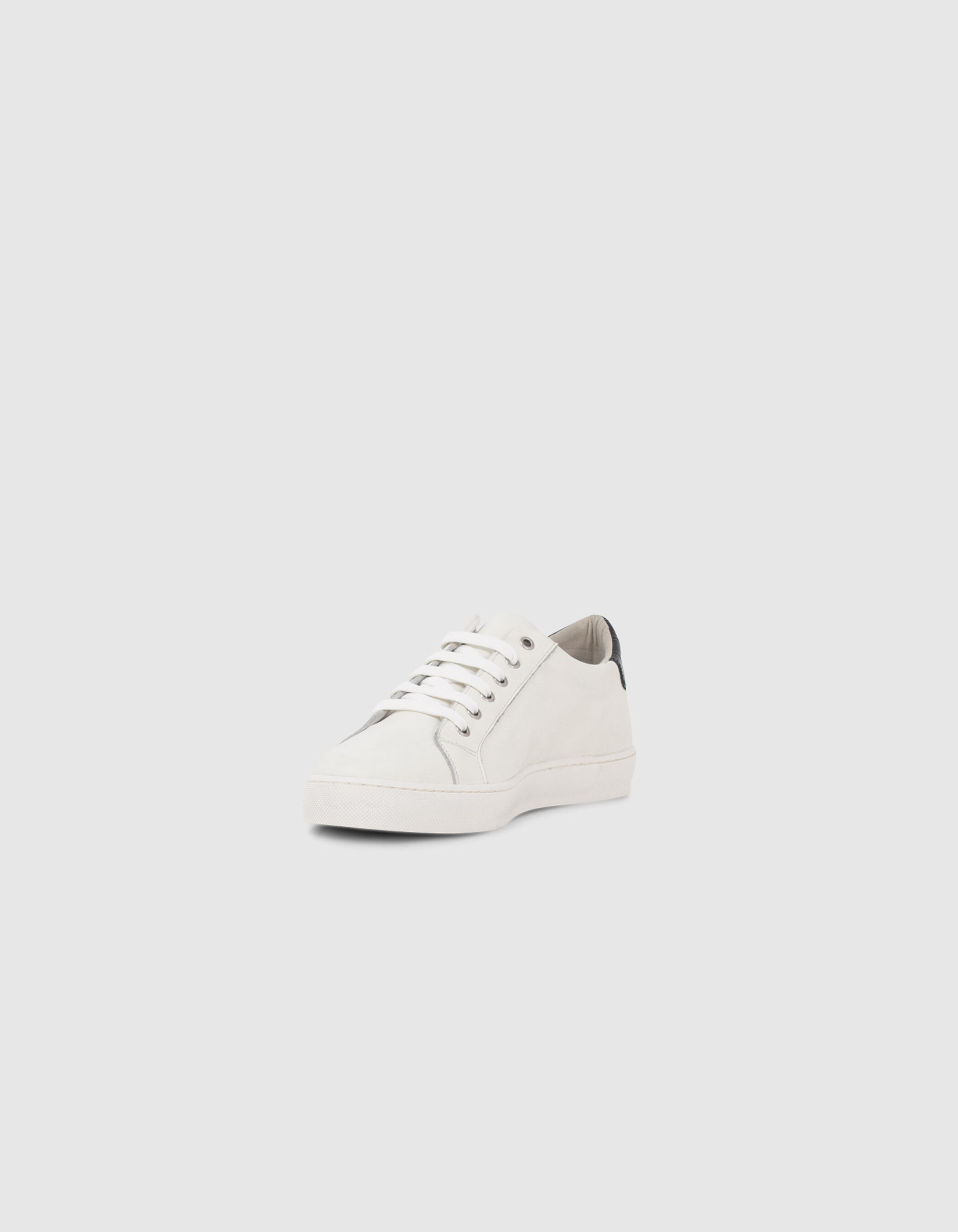 Lage witte sneakers store
