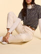 Schwarzes Top mit dezentem Leo-Blumenprint I.Code-2