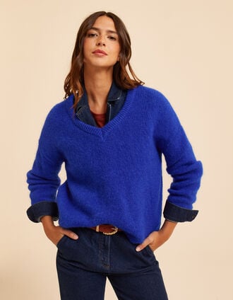 I.Code blue knit V-neck sweater Marine
