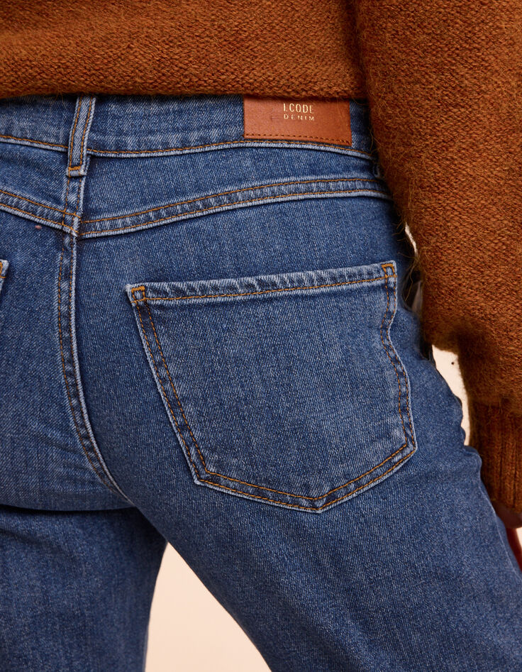Flared blue cropped jeans fringed bottoms I.Code-7