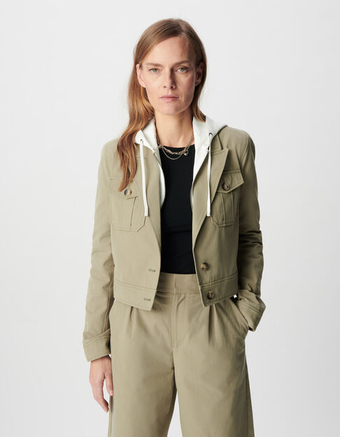 Kurze gr&uuml;ne Jacke f&uuml;r Damen mit abnehmbarer Kapuze aus wei&szlig;em Satin - IKKS