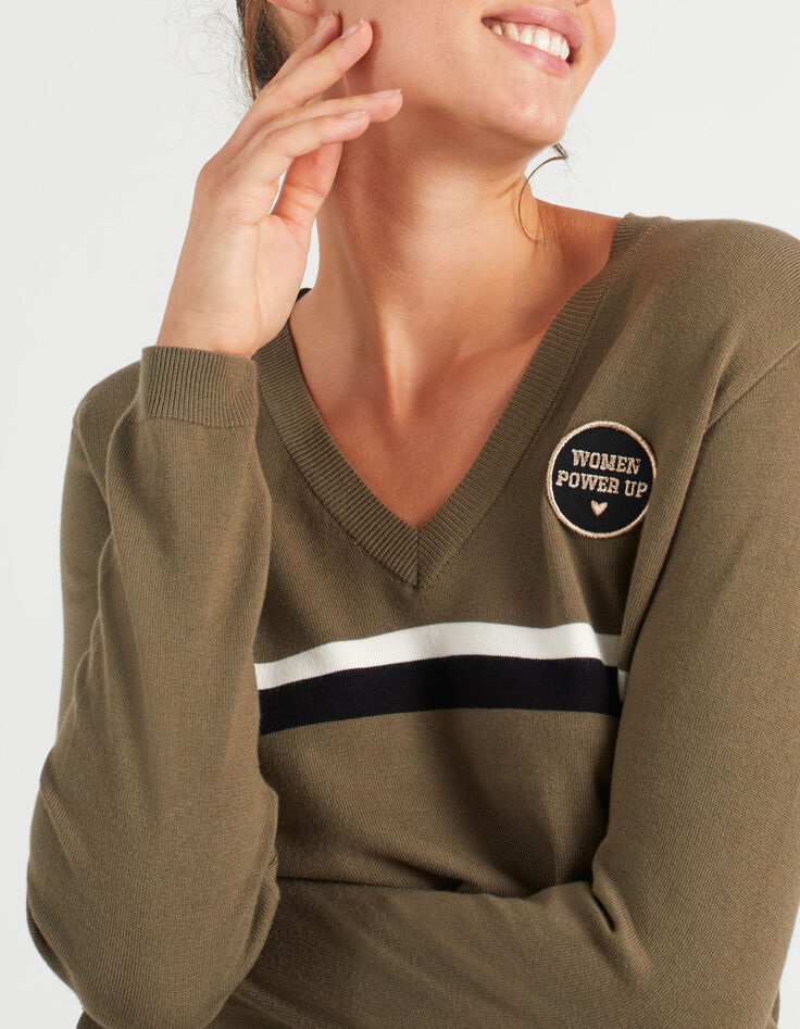 Pull kaki tricot badge et rayures bicolores I.Code-5 Pull kaki tricot badge et rayures bicolores I.Code-5