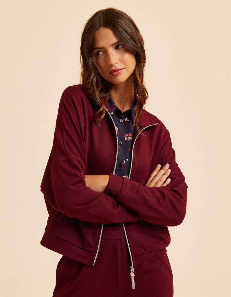 Bordeauxrote Strickjacke mit hohem Kragen I.Code-3 Bordeauxrote Strickjacke mit hohem Kragen I.Code-3