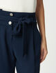 Marineblaue Hose mit hohem Bund und G&uuml;rtel-4