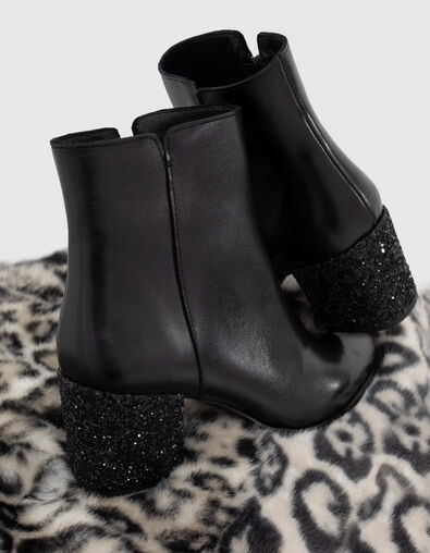 Botines I.Code de piel negra con tacón de purpurina
