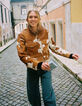 Veste courte en cuir marron motif vache Femme-6