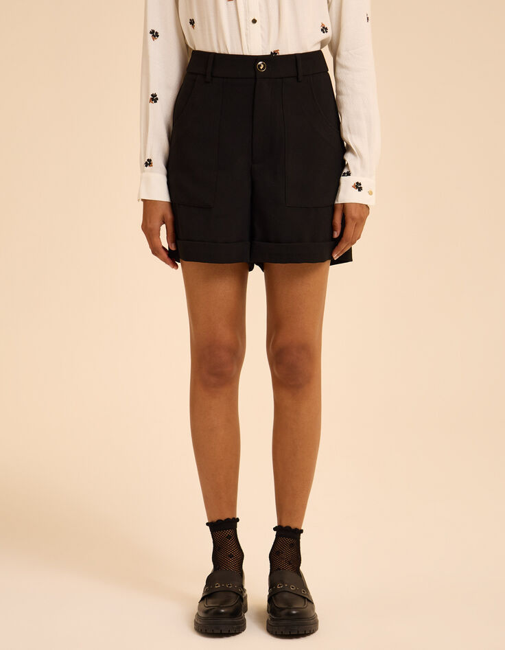 Shorts negros maxi bolsillos y vueltas I.Code-3 Shorts negros maxi bolsillos y vueltas I.Code-3