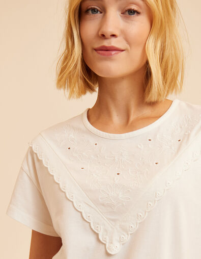 T-shirt blanc à broderie florale I.Code