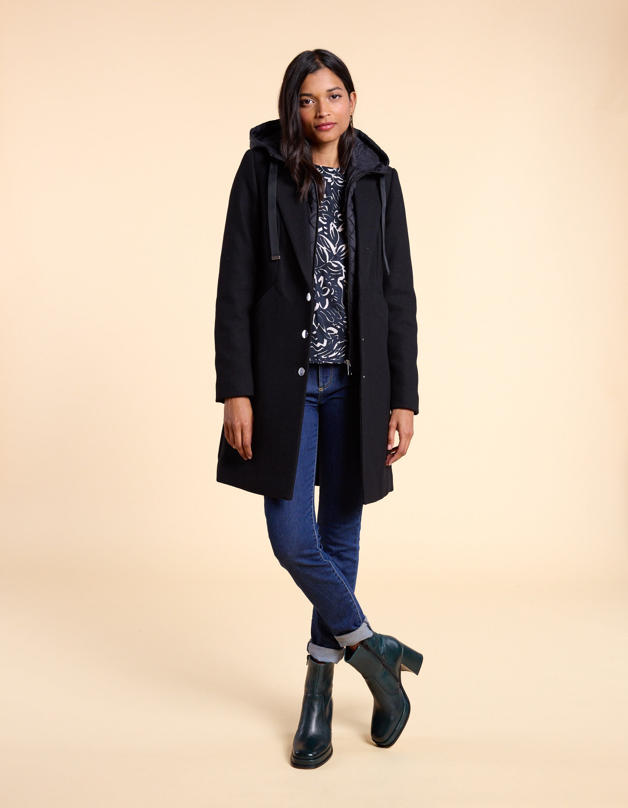 Manteau noir avec parmenture amovible I.Code