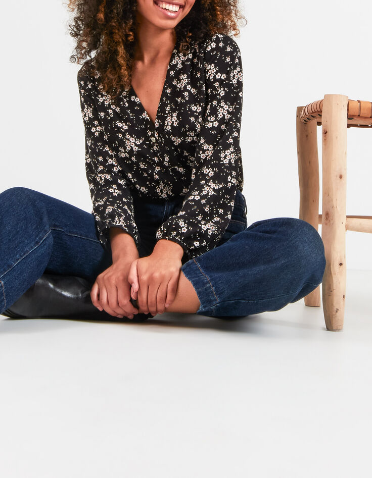 Blusa negra estampado flores invierno I.Code-1