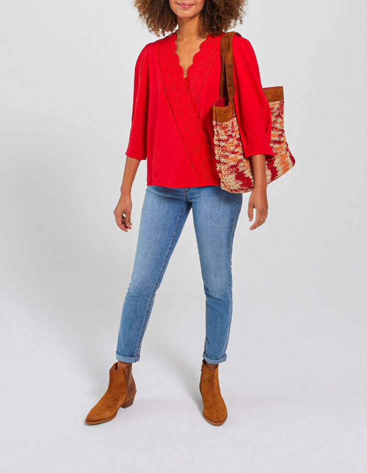 Blouse cherry broderie anglaise I. Code-2 Blouse cherry broderie anglaise I. Code-2