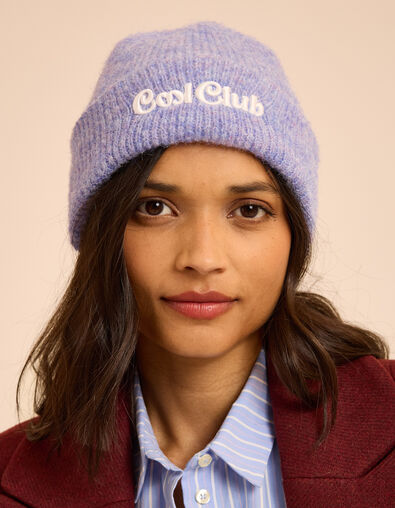 Bonnet bleu tricot côtelé broderie I.Code