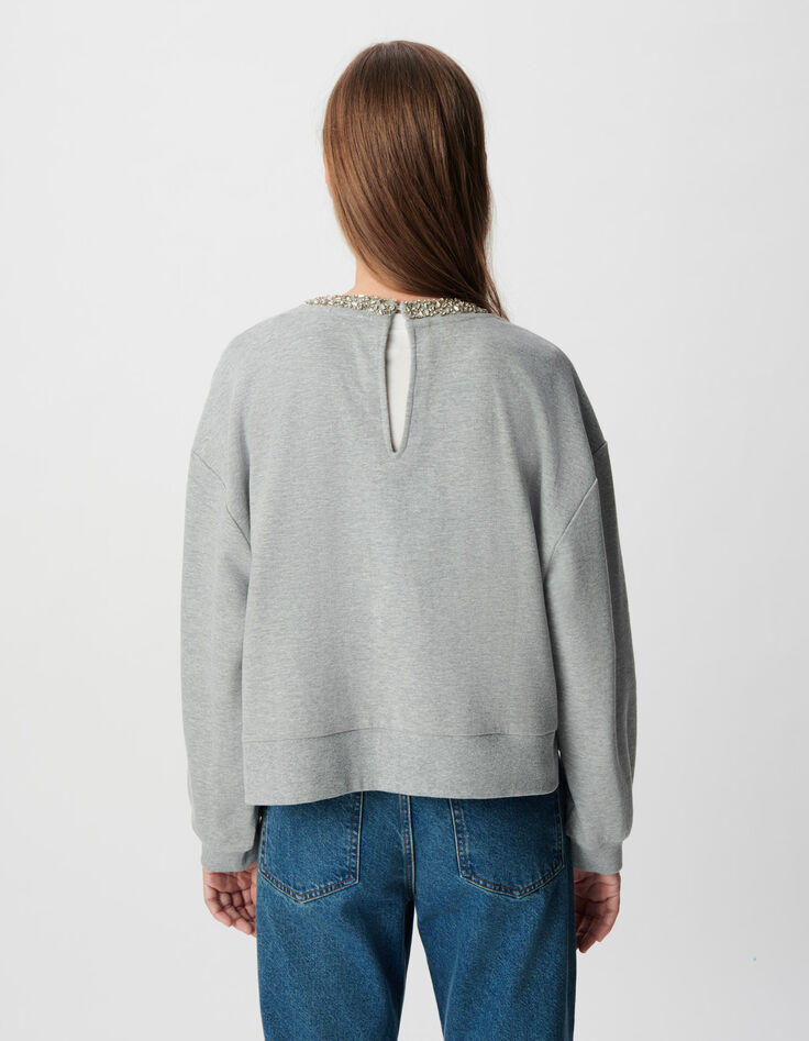 Graues Sweatshirt mit Juwelenausschnitt in &Uuml;bergr&ouml;&szlig;e Damen-3