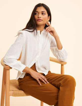 Ecru shirt I.Code pleat detail