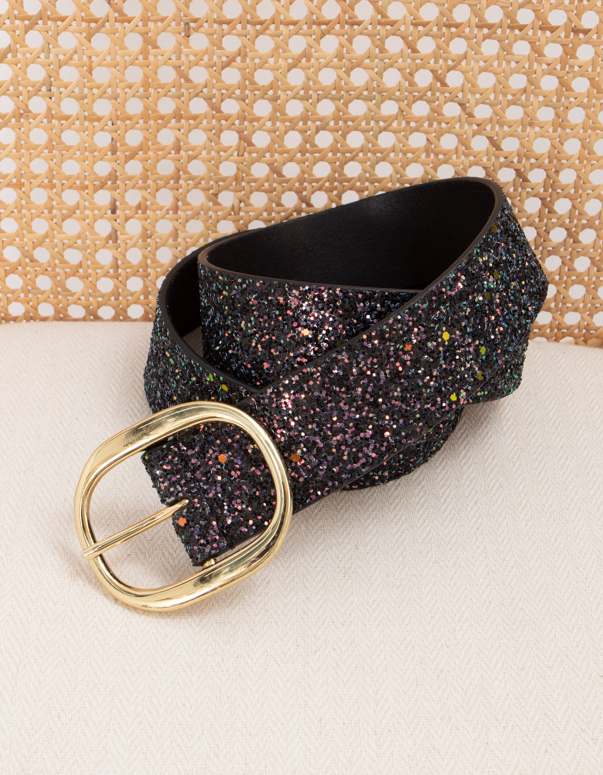 Ceinture noire en cuir paillete I.Code