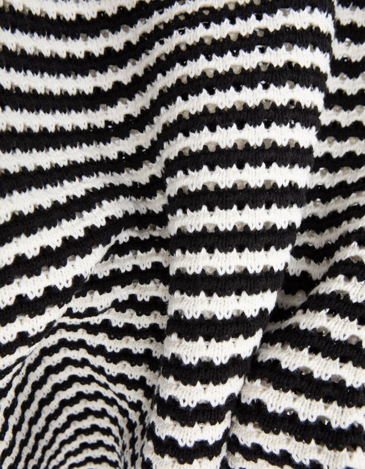 Langes Damenmatrosenkleid aus Ajours-Strick-9