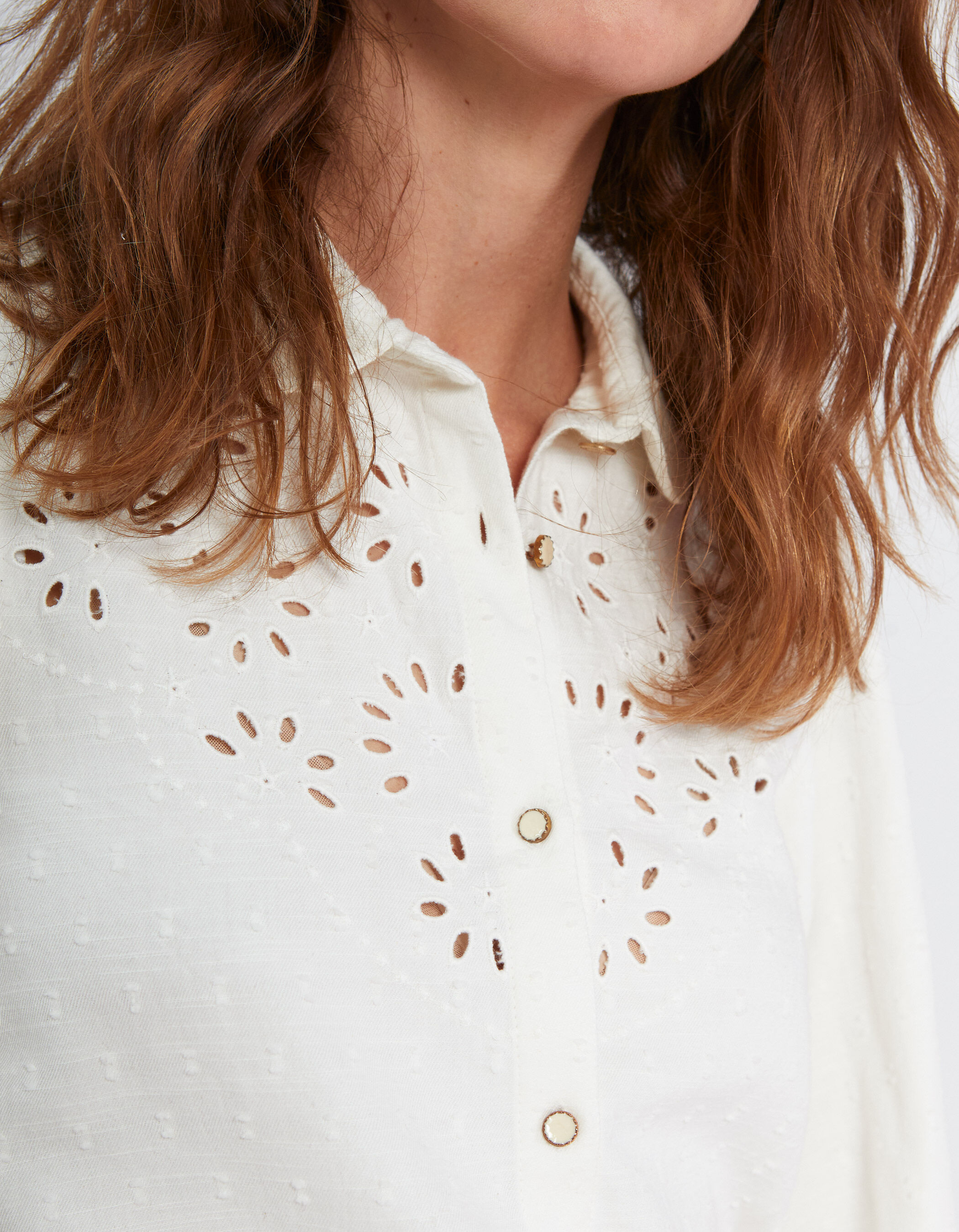 Chemise crue plastron broderie anglaise I.Code