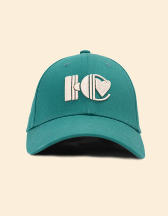 Gorra verde con monograma IC bordado I.Code