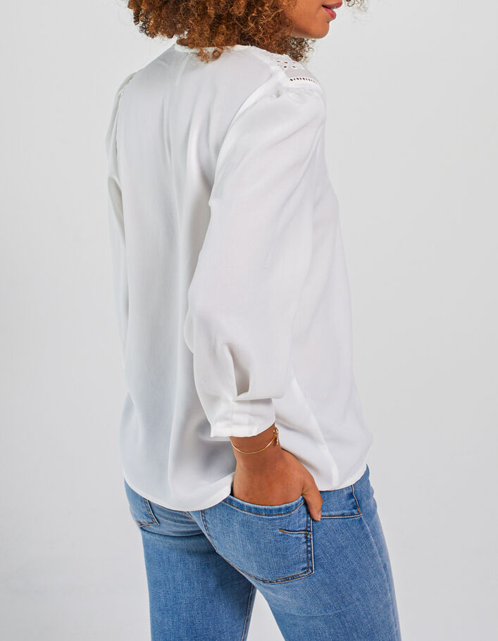 Blusa blanco roto bordado inglés I.Code  - I.CODE
