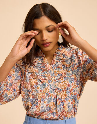 Cremeweiße Bluse Boho-Blumen I.Code