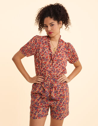 Rote Shorts mit Blumenprint Gürtel I.Code