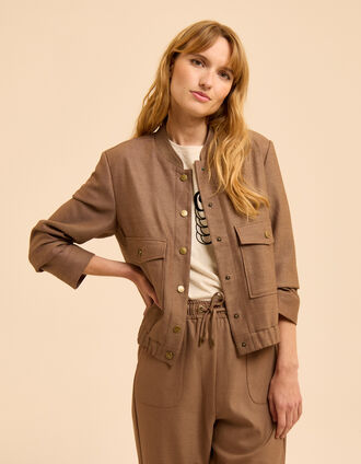 Cazadora beige bolsillos parche I.Code