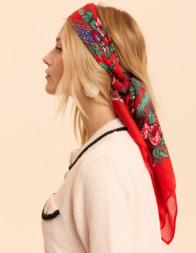 Foulard rouge motif floral d'hiver I.Code