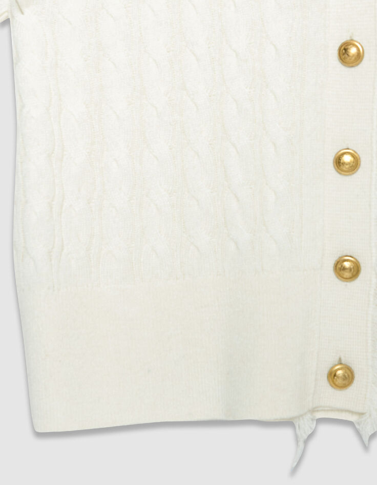 Wei&szlig;e STRICKJACKE f&uuml;r Damen aus Zopfstrick mit kurzen &Auml;rmeln-8