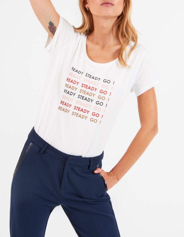 Cremeweißes T-Shirt mit buntem Schriftzug I.Code -1 Cremeweißes T-Shirt mit buntem Schriftzug I.Code -1