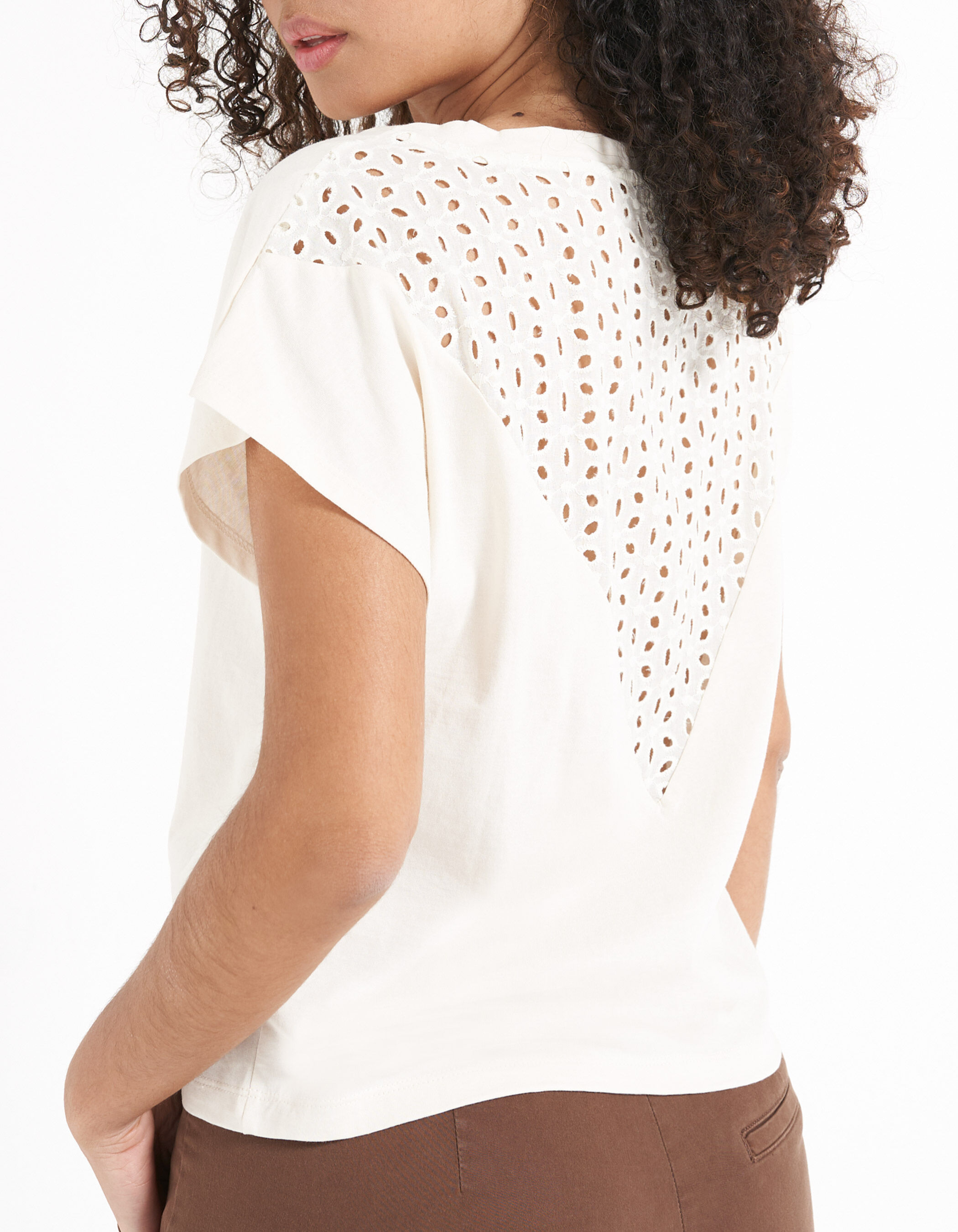 Tee shirt avec dentelle dans le dos sales