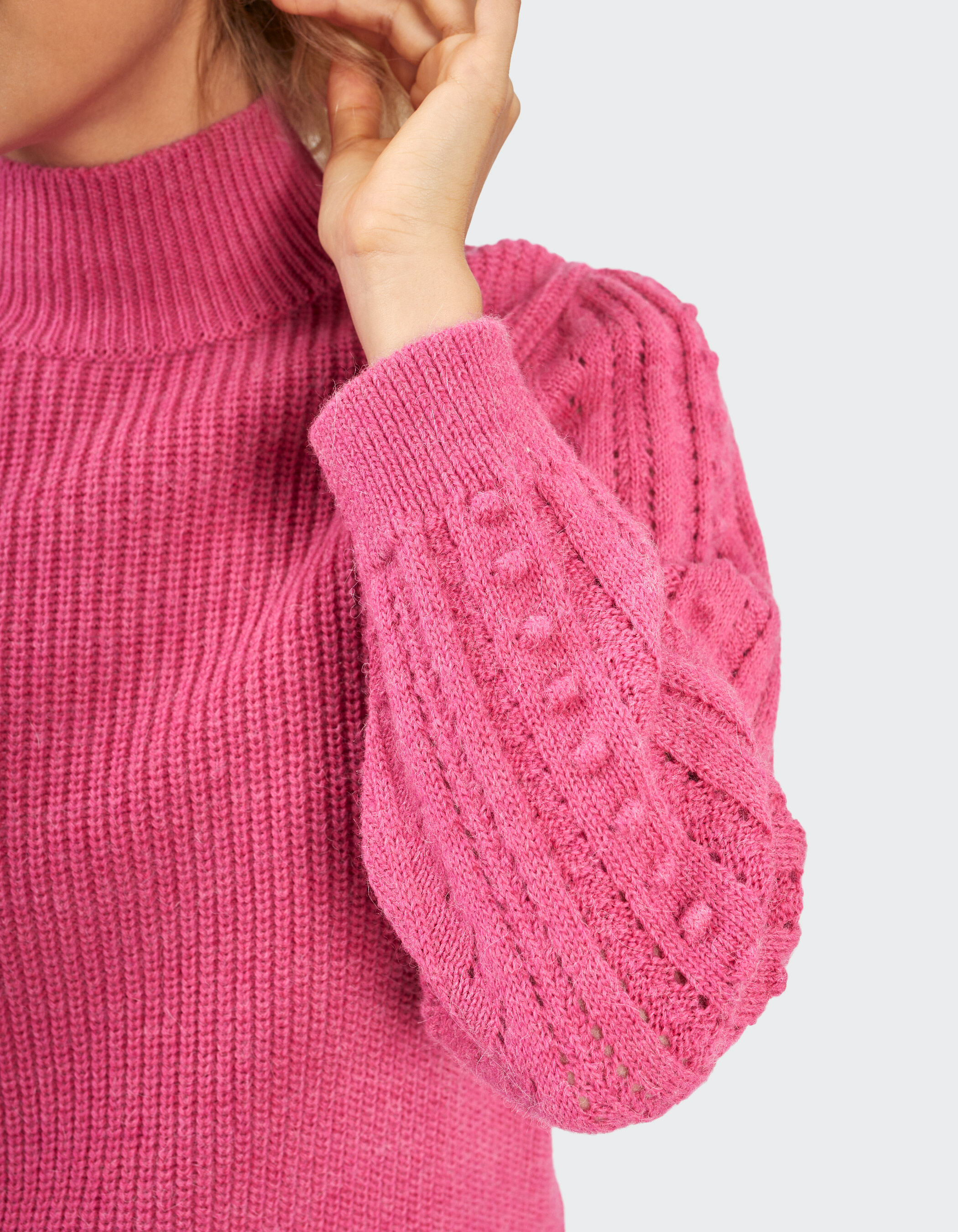 Sweater pink fanta hotsell