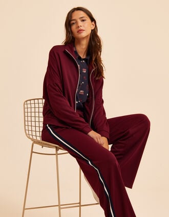 Bordeauxrote Strickjacke mit hohem Kragen I.Code Bordeauxrote Strickjacke mit hohem Kragen I.Code