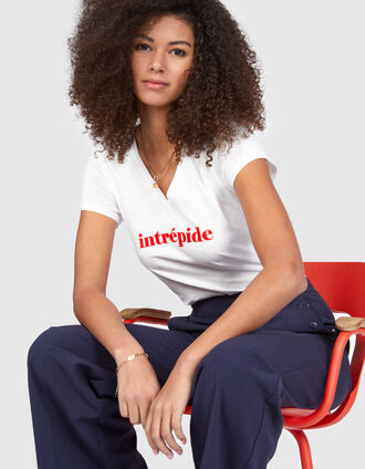 I.Code white V-neck T-shirt with red slogan