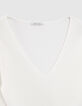 Cremefarbener Damen-Rippstrickpullover mit Nieten-7