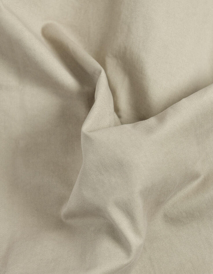 Beigefarbenes Oversize-Hemd f&uuml;r Damen mit gesticktem Schmuckkragen-9