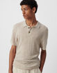 Beiges Herrenpoloshirt, Lochstrick-5