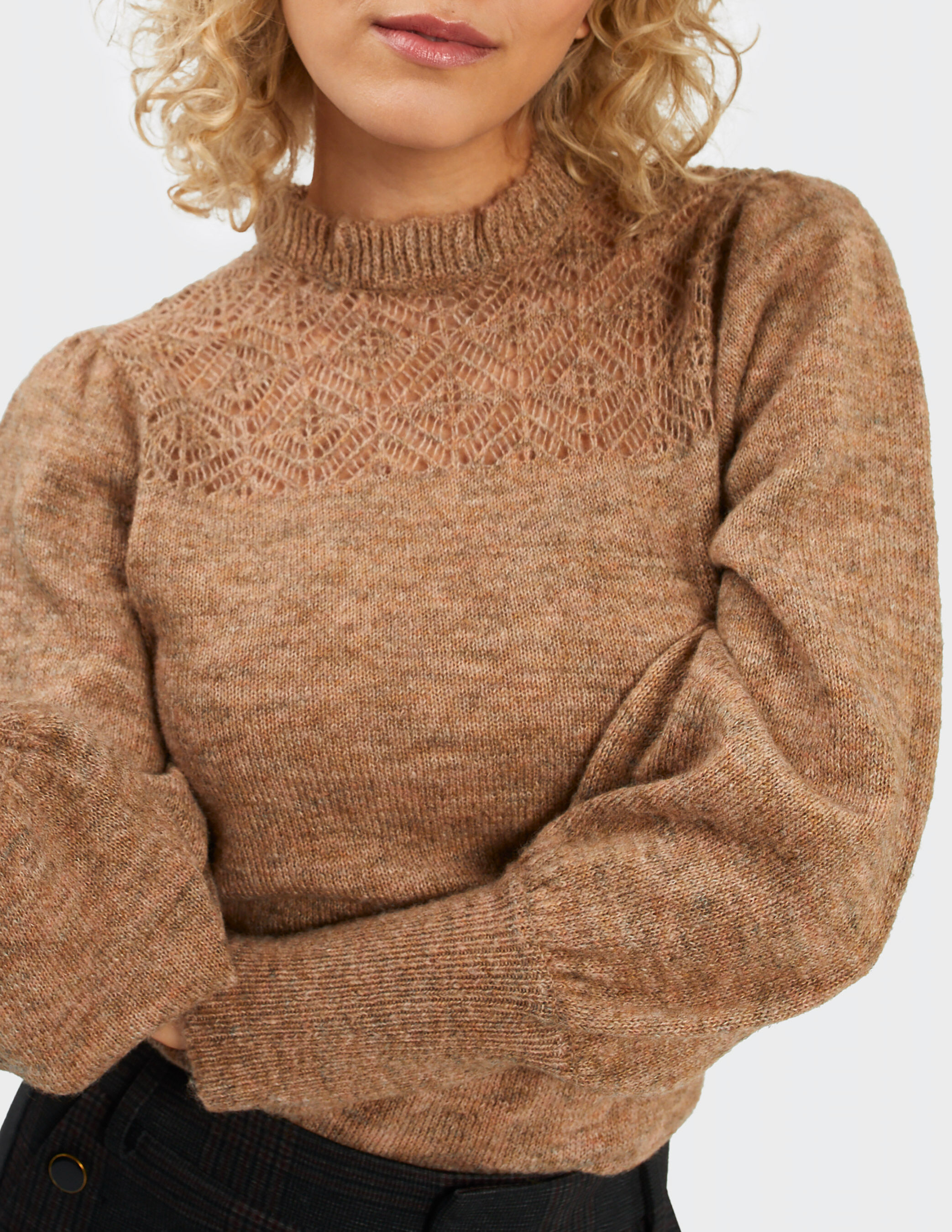 Pull chataigne tricot a col collerette I.Code