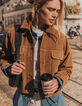 Veste courte oversize camel cuir velours Femme-5