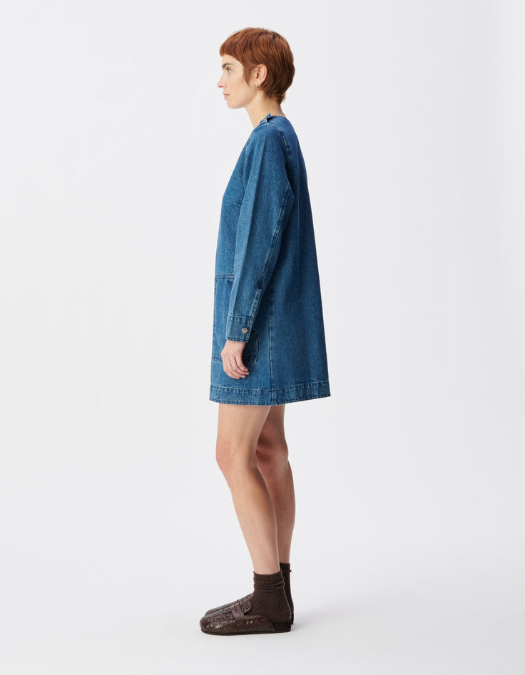 Blaues Kleid aus Denim f&uuml;r Damen mit drei aufgesetzten Taschen-3
