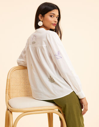Chemise blanche broderies couleurs I.Code