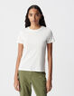 Wei&szlig;es T-Shirt Damen mit Fischgr&auml;ten-Stickerei R&uuml;cken-1